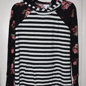 Black & white striped floral Amber